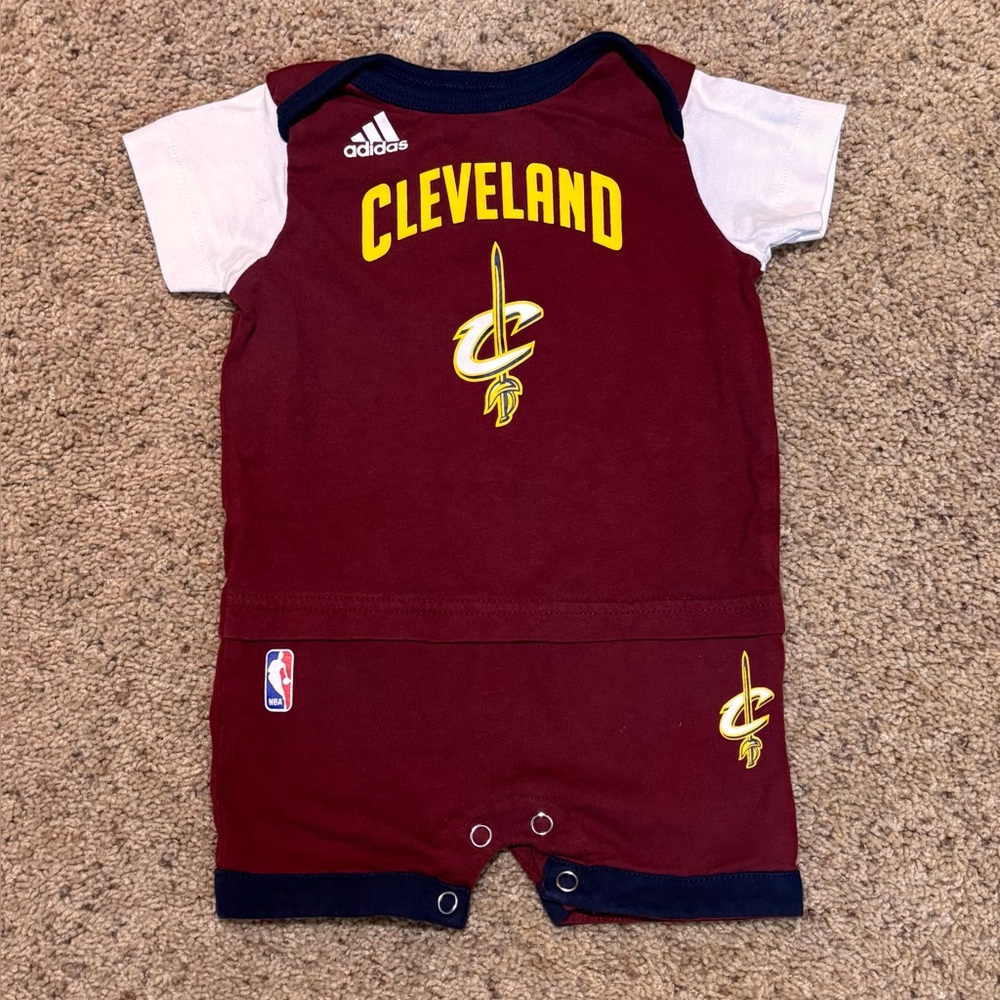 Adidas Cleveland Cavaliers Kids Jersey Maroon, White, and Yellow size 3-6 months